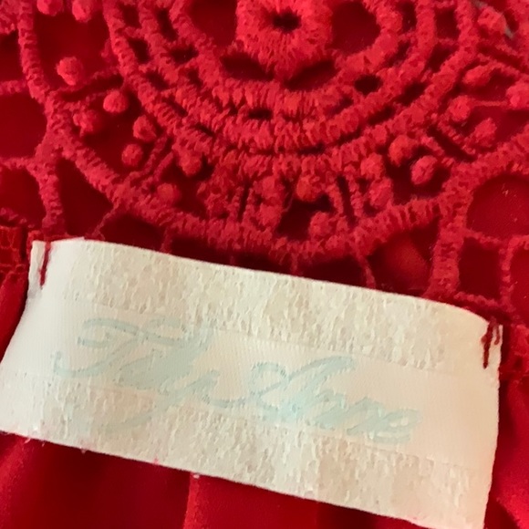 Tilly Anne red flowy boho top macrame details - Picture 4 of 6